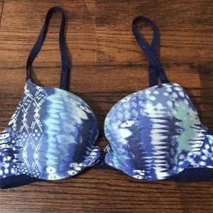 Buy 2, Get 1 free! Victoria’s Secret Bra!